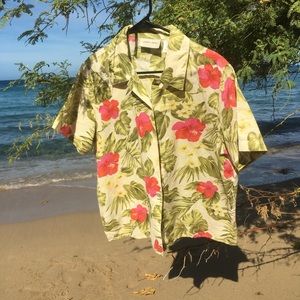 Vintage mens hawaiian aloha shirt